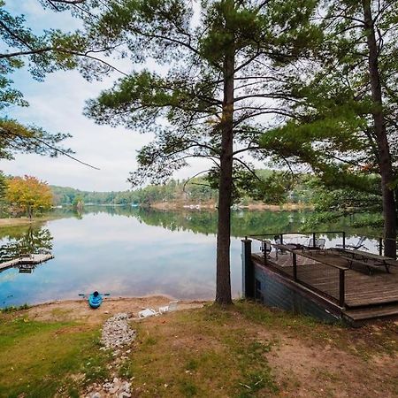 Arbutus Lake 3 Bedroom Cottage Traverse City Exterior foto