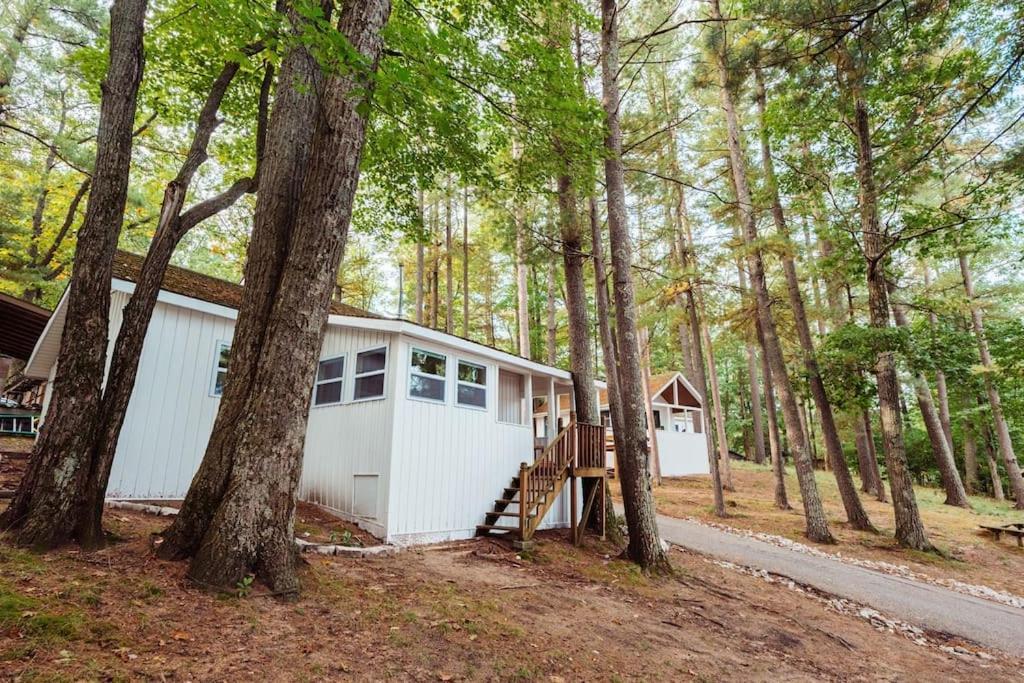 Arbutus Lake 3 Bedroom Cottage Traverse City Exterior foto